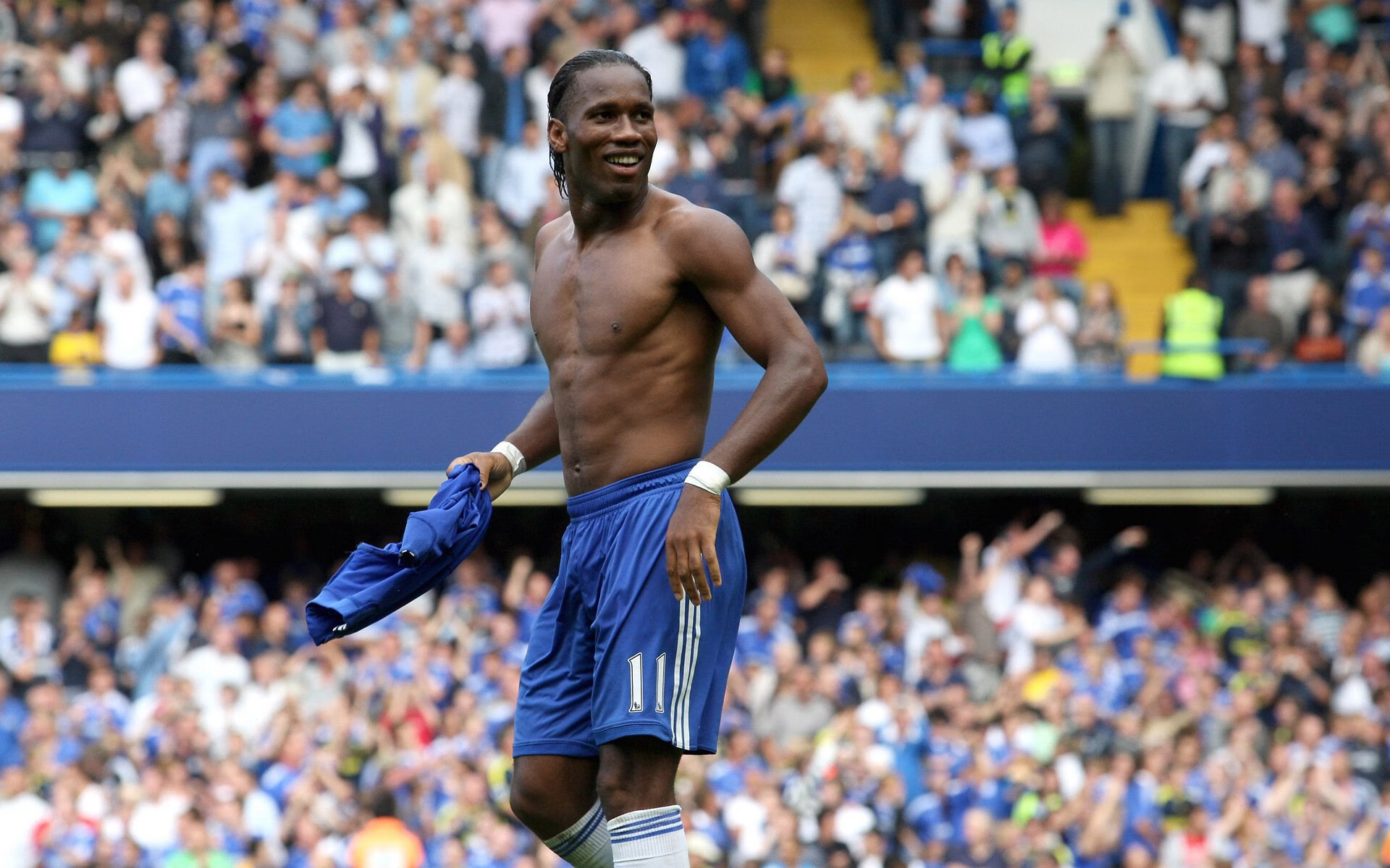 “霍斯特带领南非队打破防守纪录,向世界冠军冲刺”